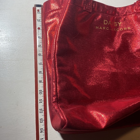 Red sparkly Marc Jacobs gift tote bag. - Picture 7 of 7